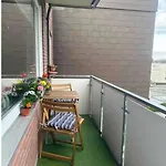 Bright & Spacious 1br