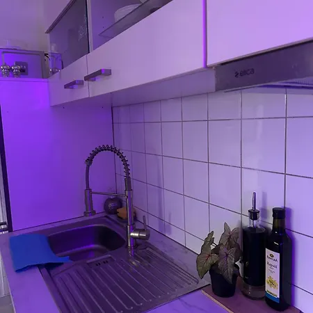 Lägenhet Bright & Spacious 1br