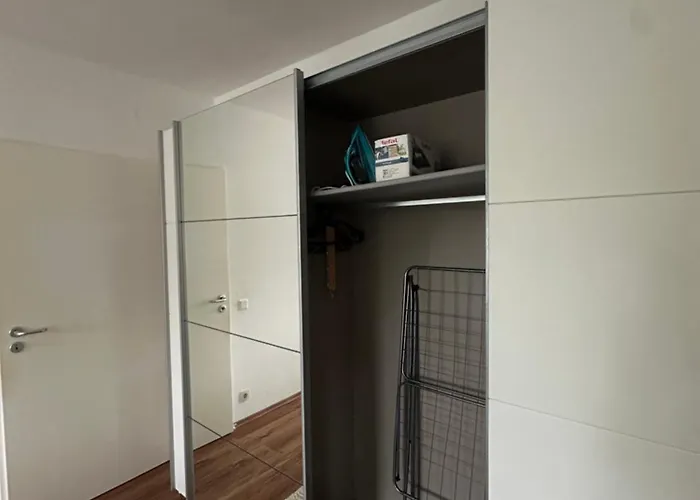 Bright & Spacious 1br Appartement Bielefeld